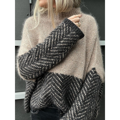 Celu - Vibrant Turtleneck Sweater