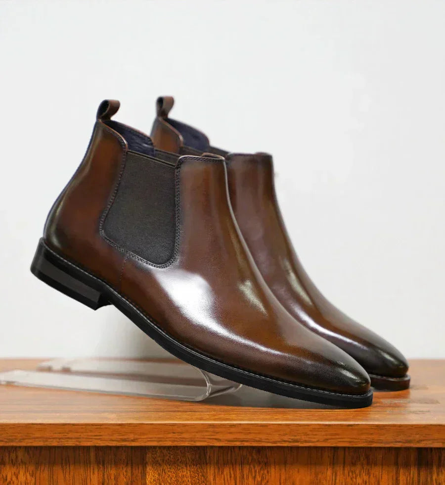 Break™ | Sophisticated Leather Chelsea Boots