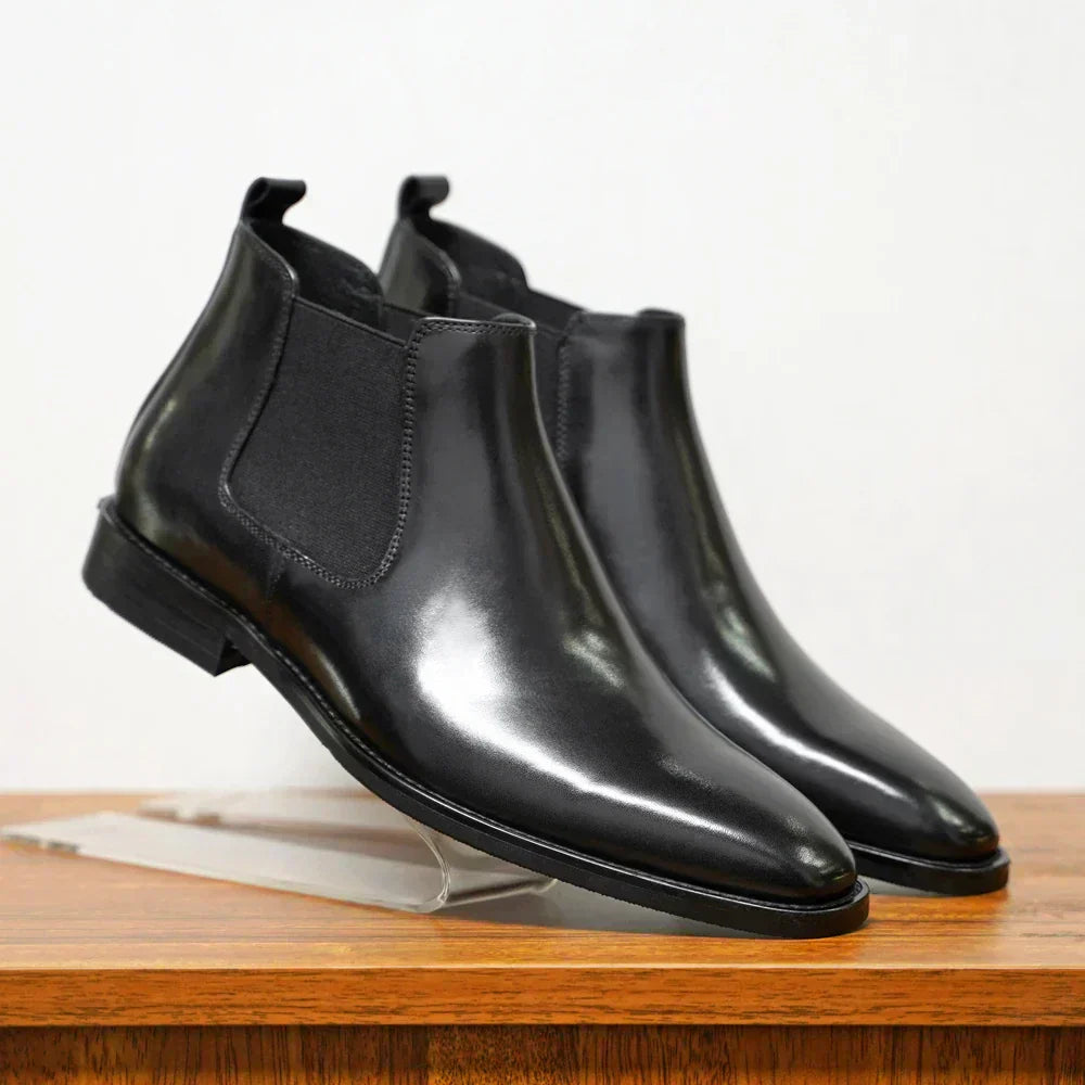 Break™ | Sophisticated Leather Chelsea Boots
